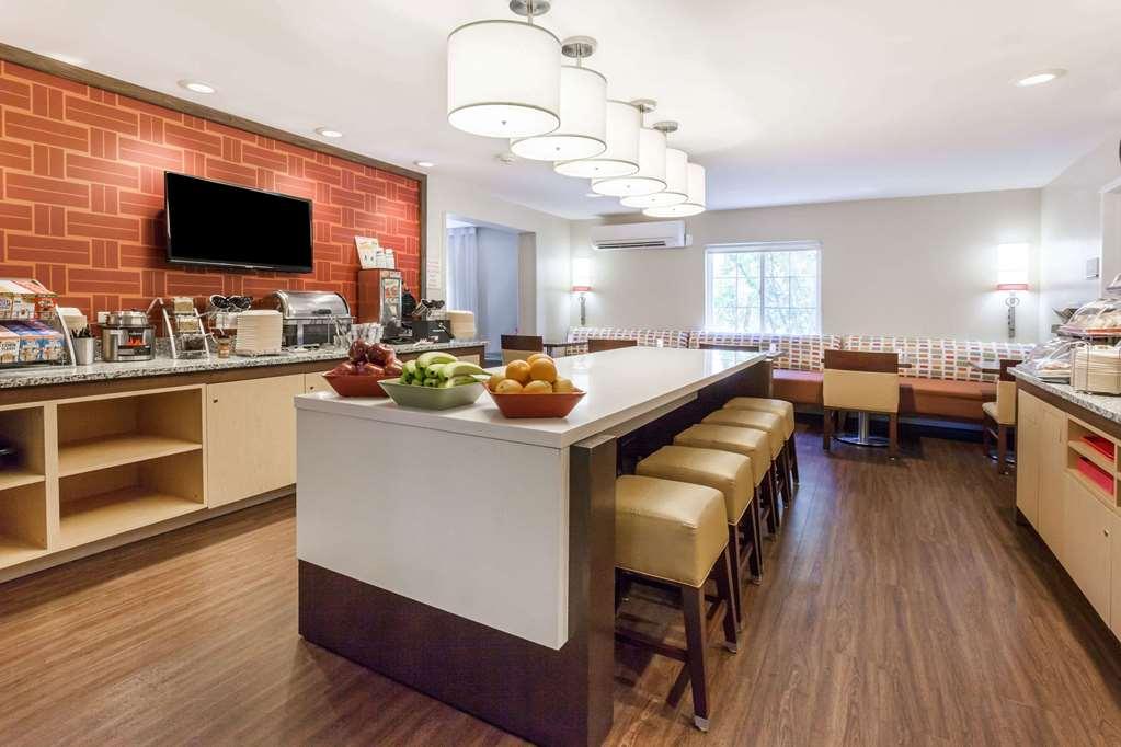 Mainstay Suites Detroit אובורן הילס מתקנים תמונה