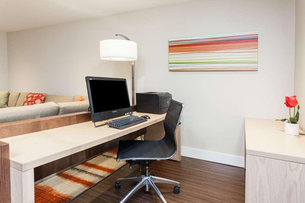Mainstay Suites Detroit אובורן הילס מתקנים תמונה