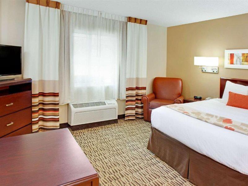 Mainstay Suites Detroit אובורן הילס מראה חיצוני תמונה