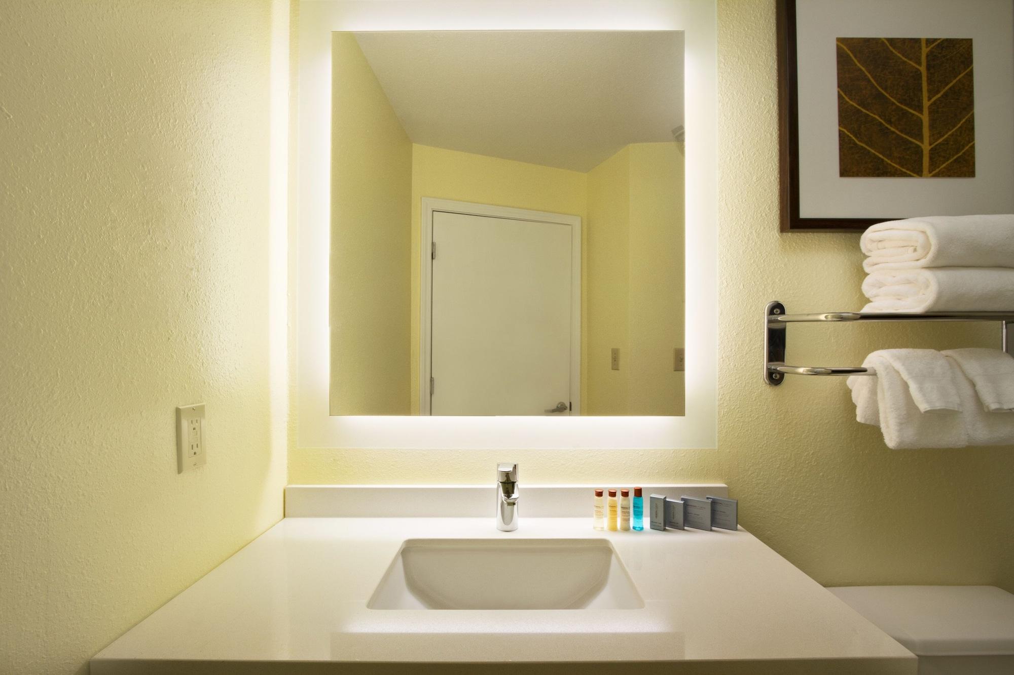 Mainstay Suites Detroit אובורן הילס מראה חיצוני תמונה